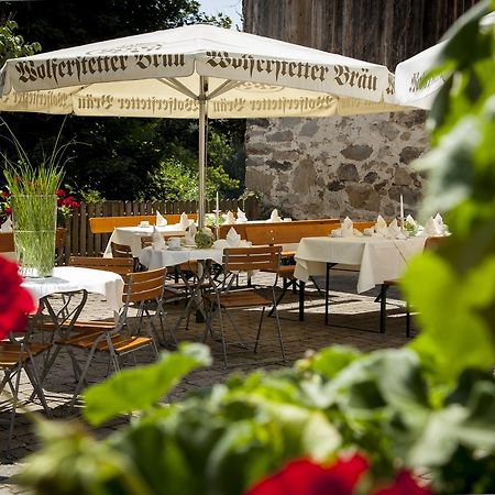 Hotel Wirtshaus Am Schloss Aicha vorm Wald ภายนอก รูปภาพ