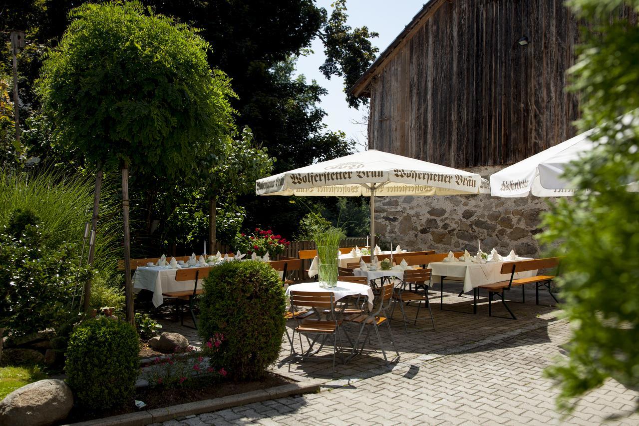 Hotel Wirtshaus Am Schloss Aicha vorm Wald ภายนอก รูปภาพ